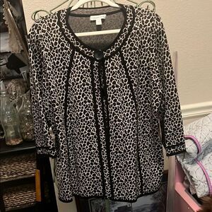 Women's Black and White Animal Print Top